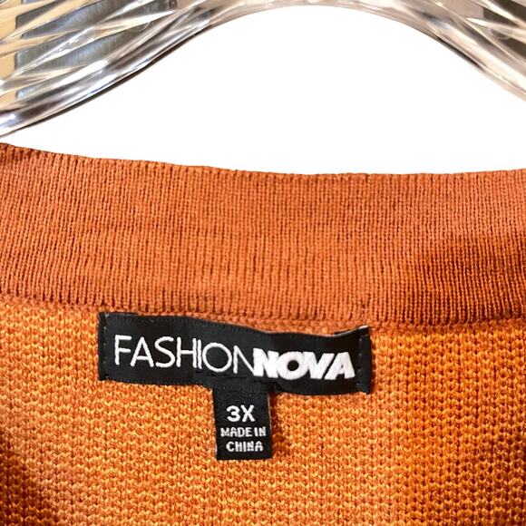 Fashion Nova Maya Cropped Marbled Top - Picture 4 of 11